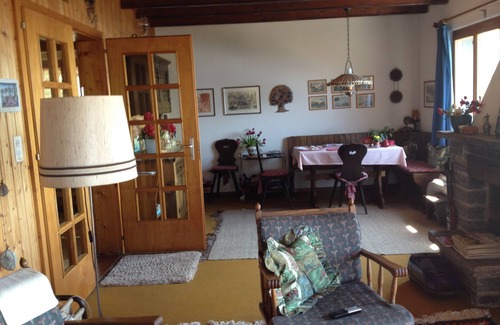 Jongny Maison | Chalet suisse original dans un endroit unique avec panorama de rêve