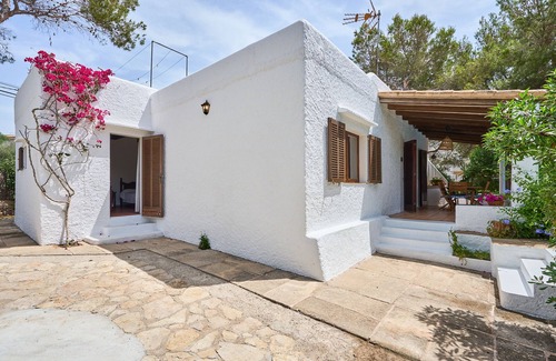 Portopetro Maison | maison à l'origine majorquine dans la construction d'Ibiza avec piscine, internet