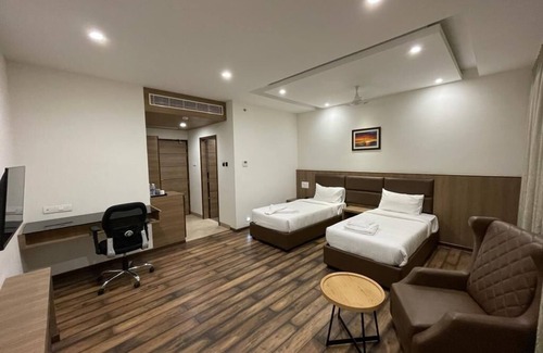 Suluru Hôtel | Orion Tree Hotel Sullurupeta