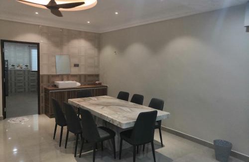 Ringlet Appartement | Orkid Apartment