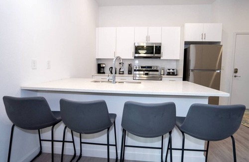Loughman Appartement | ORL - 347 Famagusta Dr (5B)