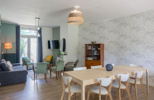 Orleans Maison | ORLEANS - Maison de ville haut de gamme au calme - 4 chambres avec garage - proche de toutes les commodités - LA MAISON D'A COTE
