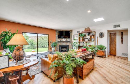 Oro Valley Maison | Oro Valley Retreat with Pool and Breathtaking Views!
