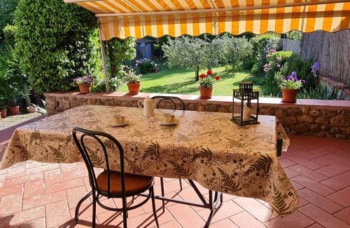 Ponte Buriano Appartement | Orto di Cornelio