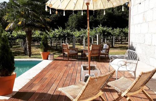 Vilaboa Maison | Os Areeiros Turismo Rural & Bodega