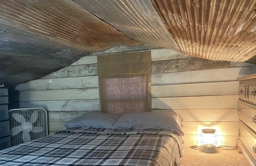 Huntsville Cabine | O’s Barn Cabin