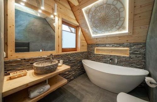 Szaflary Chalet De Ski | "Osada Guty" - każdy domek posiada prywatne jacuzzi na wyłączność, w cenie pobytu - idealne miejsce na wypoczynek!
