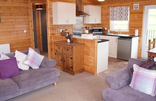 Kinross Maison | Osprey Lodge by Interhome