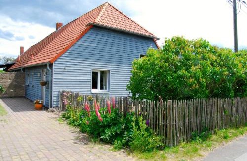 Ribnitz-Damgarten Appartement | Ostseelandhaus mit Südterrasse und Teich OFC 07