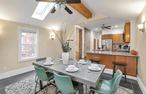 University District Maison | OSU and Short North 4 Bedroom Patio and Garage with EV