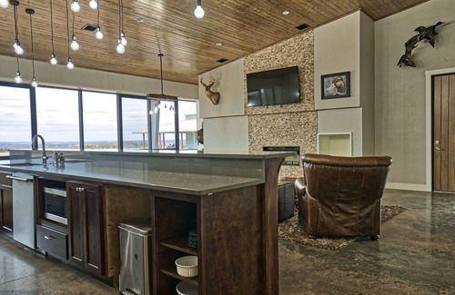 Pawnee County Cabine | Nouvelle retraite privée de luxe pour entreprises / familles près de OSU et de Stillwater