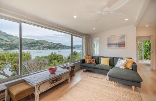 Akaroa Maison | Otahuahua - Akaroa Holiday Home