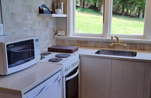 Tai Tapu Appartement | Aspen Studio - Fashionable comfortable home for your town stay.