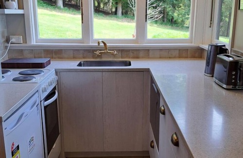 Tai Tapu Appartement | Aspen Studio - Fashionable comfortable home for your town stay.