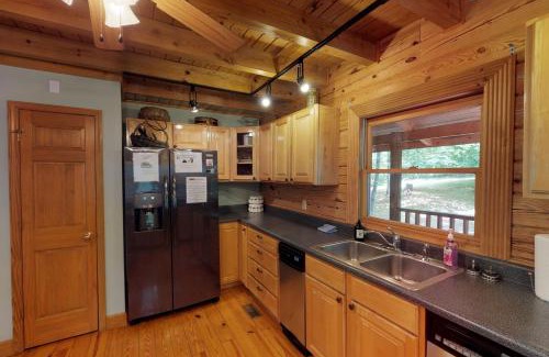 Tazewell Maison | Other Side of the Mountain