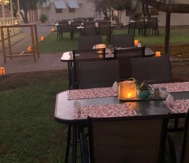 Otjiwarongo Cabine | Otjibamba Lodge