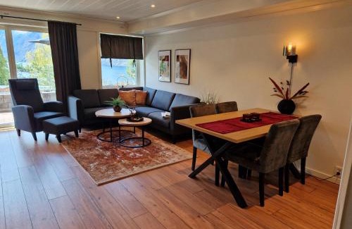 Aurland Appartement | Otnes Fjordside - Large 80m2 860sqft