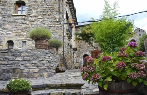 Broto Maison | Oto: Maison en pierre de 2 à 8 kms parc national d'Ordesa