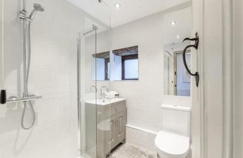 Blockley Maison | Otters Abode