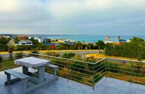 Vleesbaai Maison | Oupa Gallie in Vleesbaai
