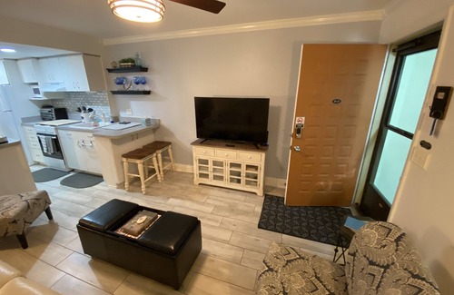 Paradise Lakes Copropriété | Our Little Nest H-13 in Paradise Lakes NUDIST Community for Adults 30+