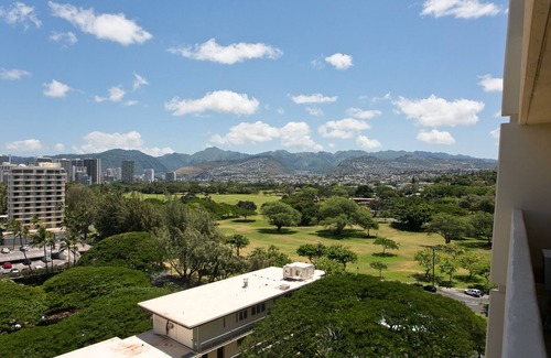 Diamond Head - Kapahulu - St. Louis Copropriété | Notre Penthouse sur le Pacifique - Un vrai bijou qui peut accueillir 4 personnes est soigné avec amour.