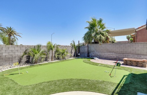 Foothills Maison | Outdoor Entertaining Space: Family Henderson Home