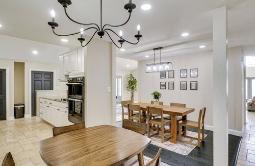 Midland Maison | Outdoor Entertainment Area: Spacious Midland Home!