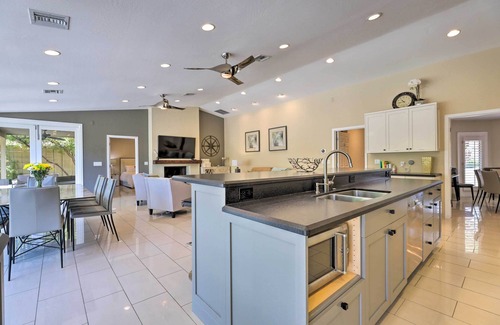 Woodleaf Maison | NOUVEAU! Scottsdale Oasis: salle de jeux et terrasse au bord de la piscine!