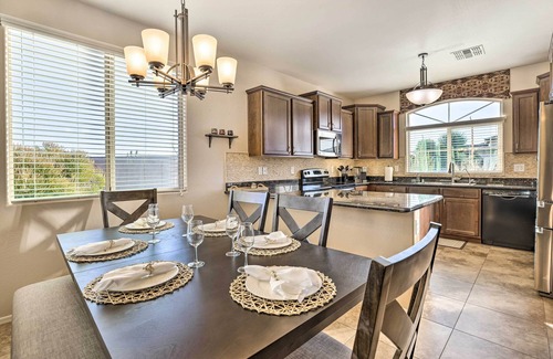 Entrada Del Oro Maison | Outdoor Oasis: Home w/ Fire Pit in Gold Canyon!
