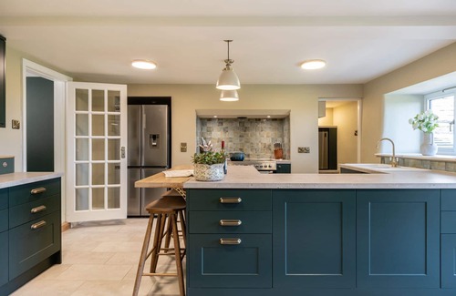 Miserden Cottage | Outstanding large dog friendly country house in the Cotswolds - Old Rectory