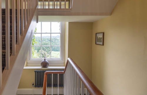 Miserden Cottage | Outstanding large dog friendly country house in the Cotswolds - Old Rectory