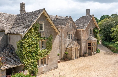 Miserden Cottage | Outstanding large dog friendly country house in the Cotswolds - Old Rectory