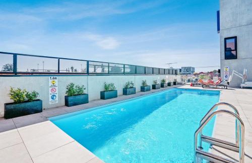 Footscray Appartement | Ovation - New Footscray Apt w parking & pool