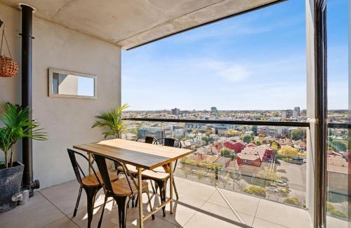 Footscray Appartement | Ovation - New Footscray Apt w parking & pool