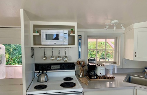Vashon Island Maison | Oceanfront Eco Cottage