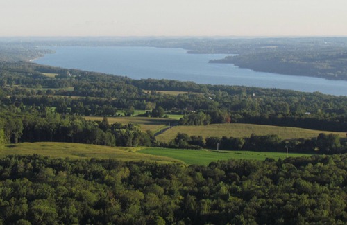 Town of Venice Cabine | Owasco Hill Cabin dans la région des Finger Lakes de New York