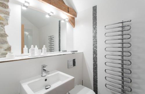 Llandovery Maison | Owl Barn at Penygaer Great views of Brecon Beacons