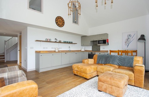 Wedmore Maison | Owl Lodge