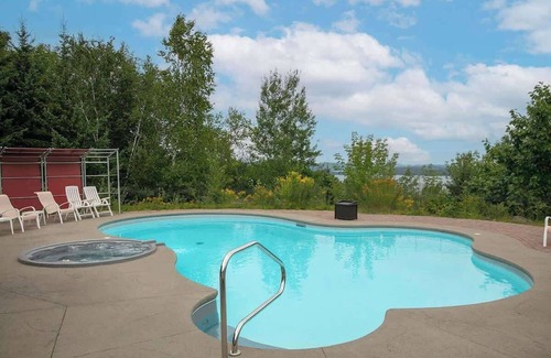 Potton Chalet De Ski | Owl's Head - Piscine Creusée - Spa - Vue - Méridien