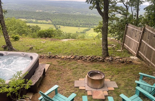Valley Head Cabine | Owl’s Hollow - Stunning Brow View