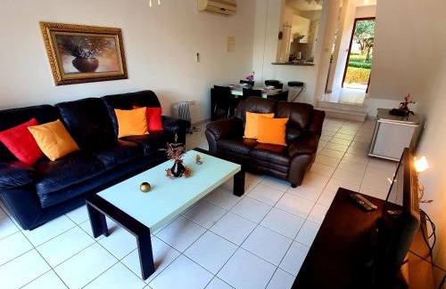 Koloni Maison | Owls Nest Townhouse