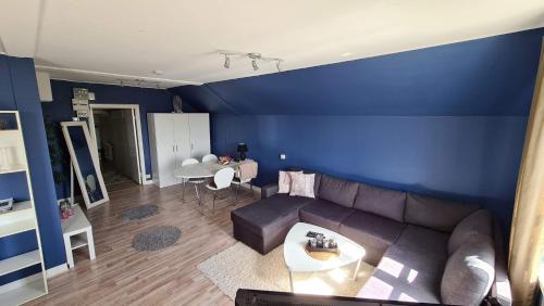 Kristianstad Appartement | Own apartment in village school from 1886 with private entrance