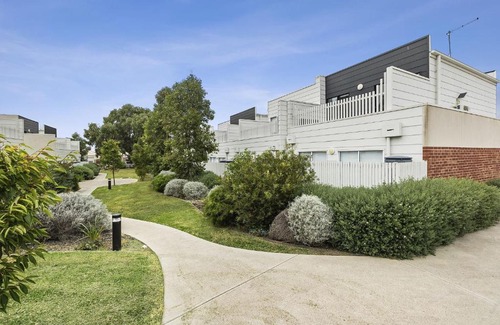 Whittington Maison | Oxford Central Geelong 5