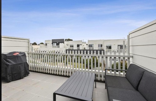 Whittington Maison | Oxford Central Geelong 5