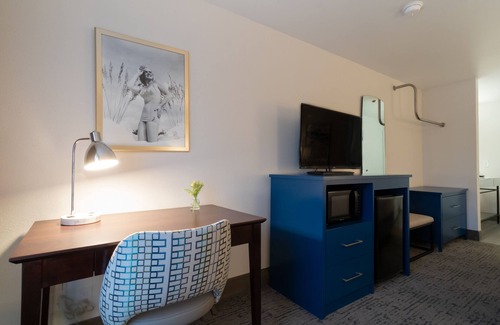 Hayden Island Hôtel | Oxford Suites Portland - Jantzen Beach