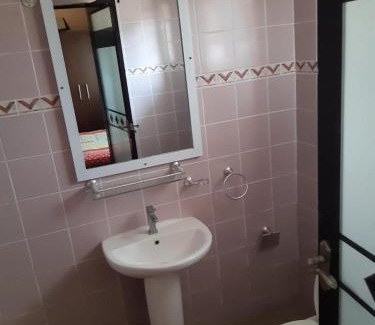 Oyibi Maison | Oyibi New furnished house - Charming 3 Bedroom