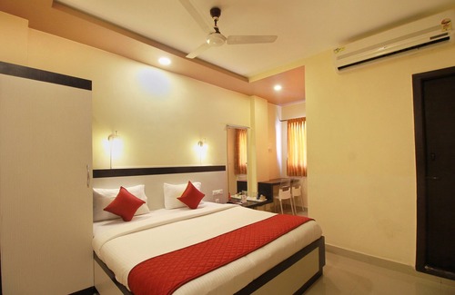 RS Puram Hôtel | OYO 10551 Hotel RJ Grand