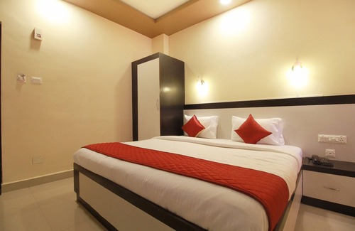 RS Puram Hôtel | OYO 10551 Hotel RJ Grand