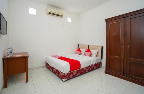 Surabaya Hôtel | OYO 1281 Home Stay 83